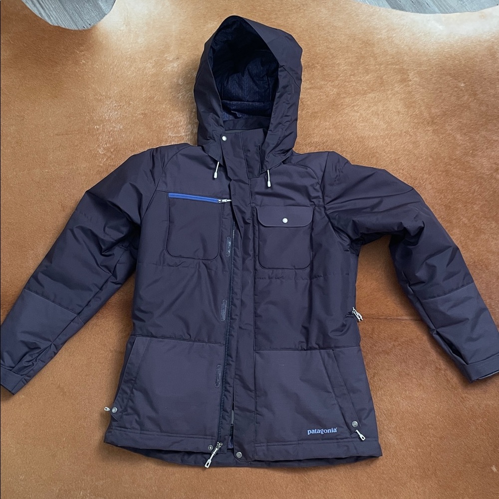 Patagonia Women's Ski Jacket - Dark Brown with Blue Zip Accent